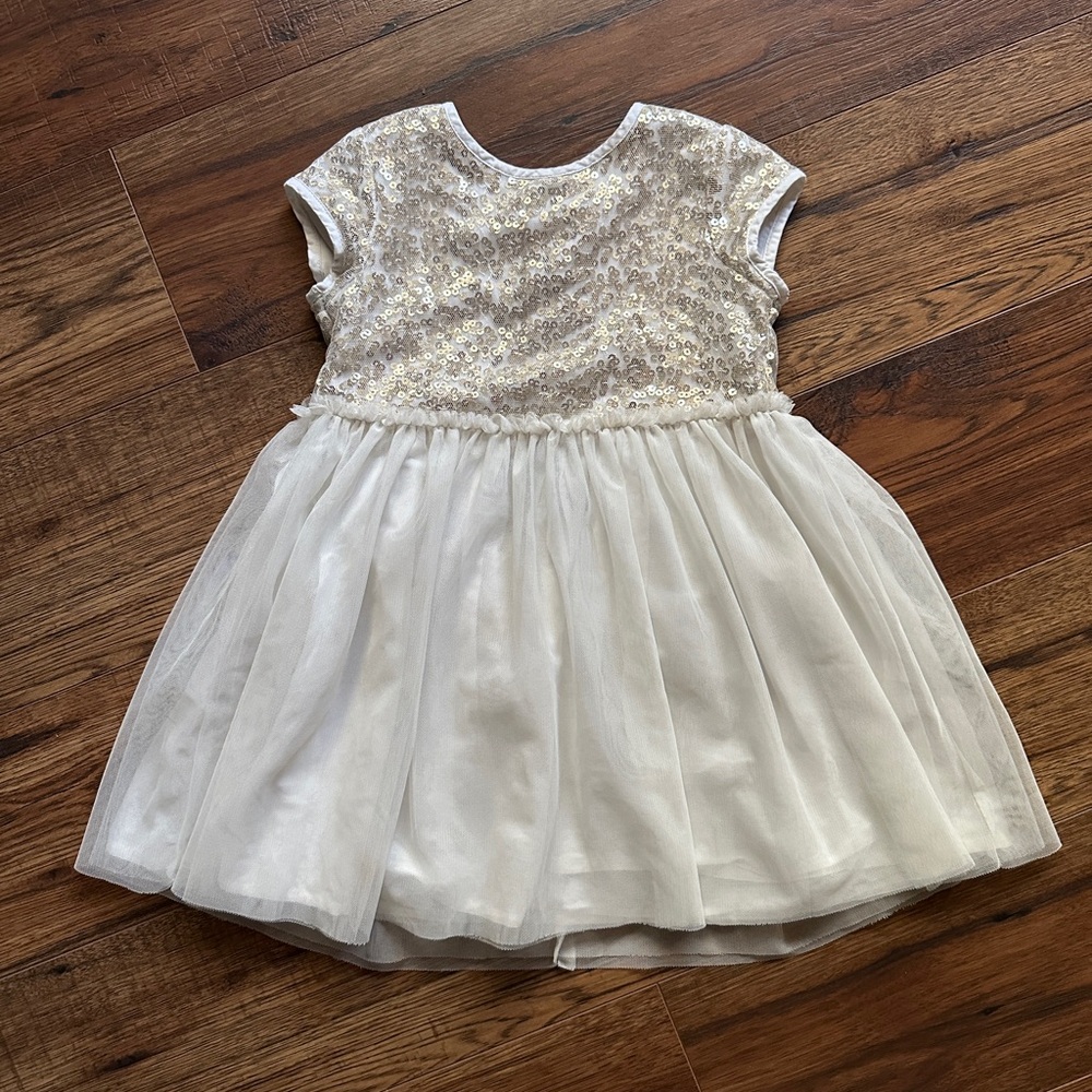 OshKosh B'gosh 3T sequin dress